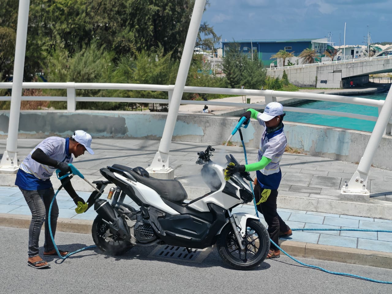 Steam Car Wash in Action